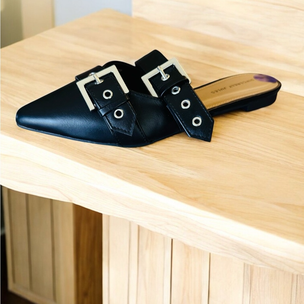 Sincerely Jules Buckle Mule Flats Size 8.5 NWT